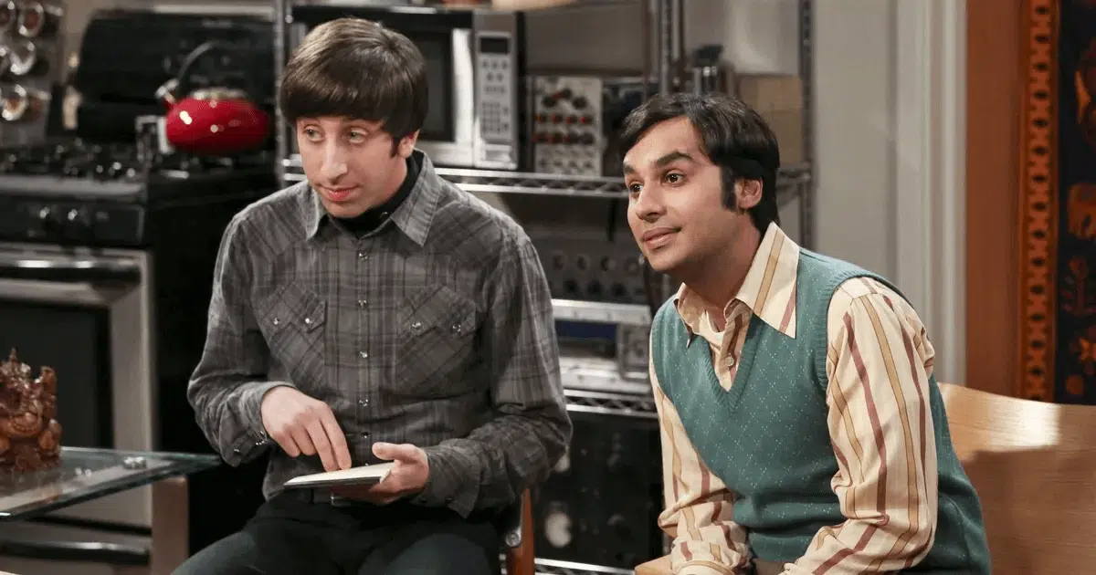 Simon Helberg and Kunal Nayyar in The Big Bang Theory (Warner Bros.)